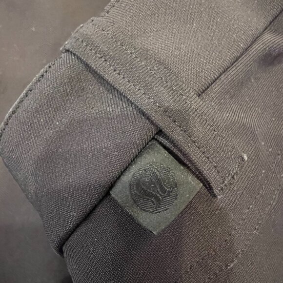 LULULEMON BLACK ABC PANTS (31/30) - Picture 4 of 4